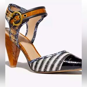 Coach NWT Wren pumps/heels